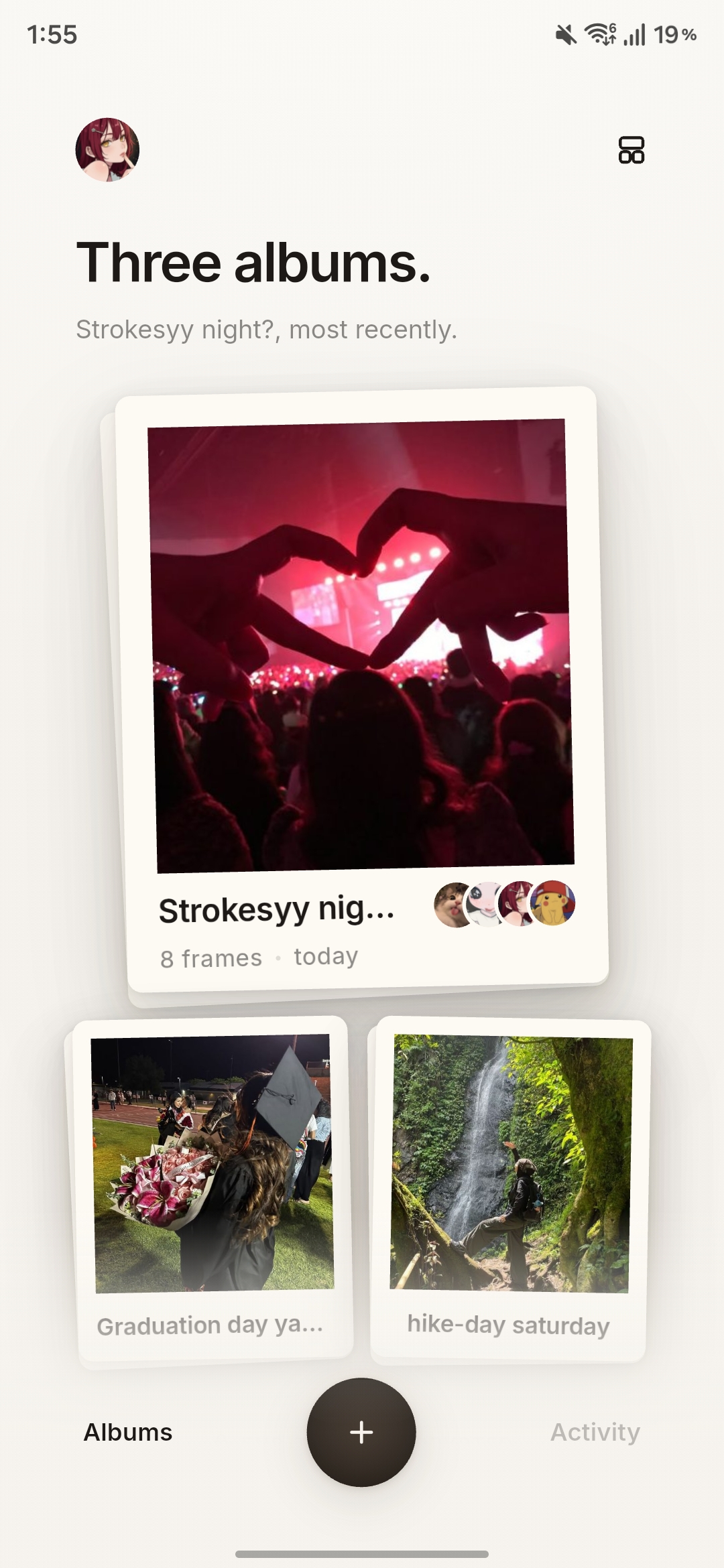 Miuchio’s album shelf in an Android phone mockup, with concert, graduation and hiking albums.